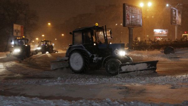 Снегопад и штормовой ветер во Владивостоке