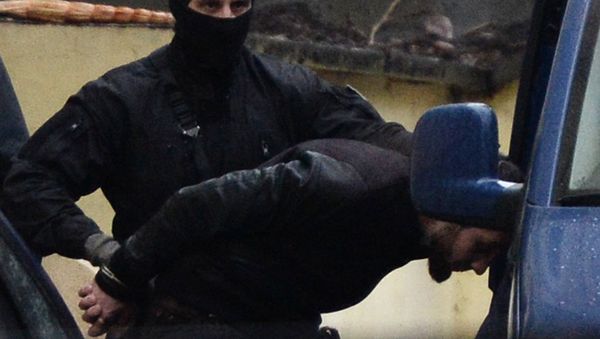 Подозреваемые в убийстве Б.Немцова доставлены в Басманный суд