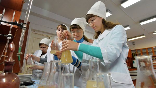 Медработники