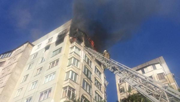 В Керчи произошел взрыв в многоэтажном жилом доме