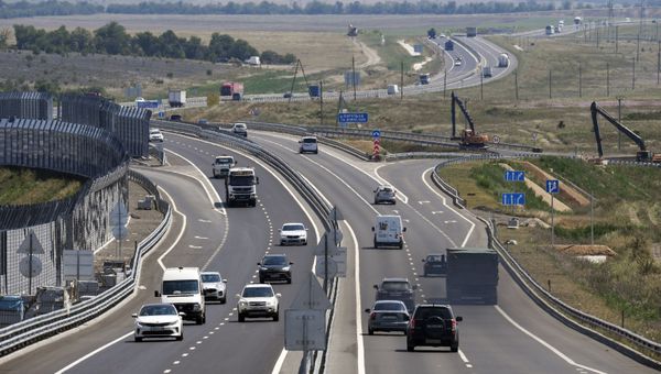 В Крыму запустили движение по Тавриде от Белогорска до Симферополя
