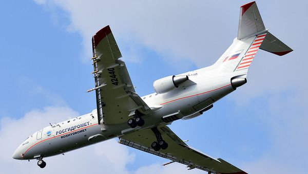 Самолет Росгидромета