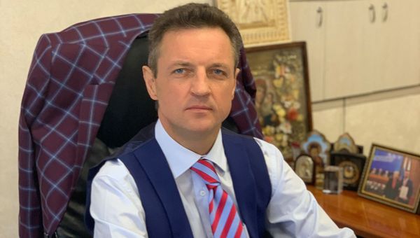 Александр Остапенко