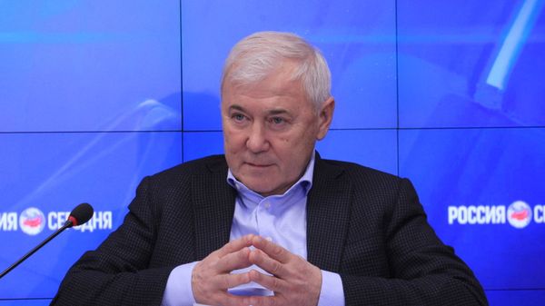 Аксаков Анатолий Генадиевич  член Национального финансового совета Центрального банка Российской Федерации (по квоте Государственной Думы РФ)