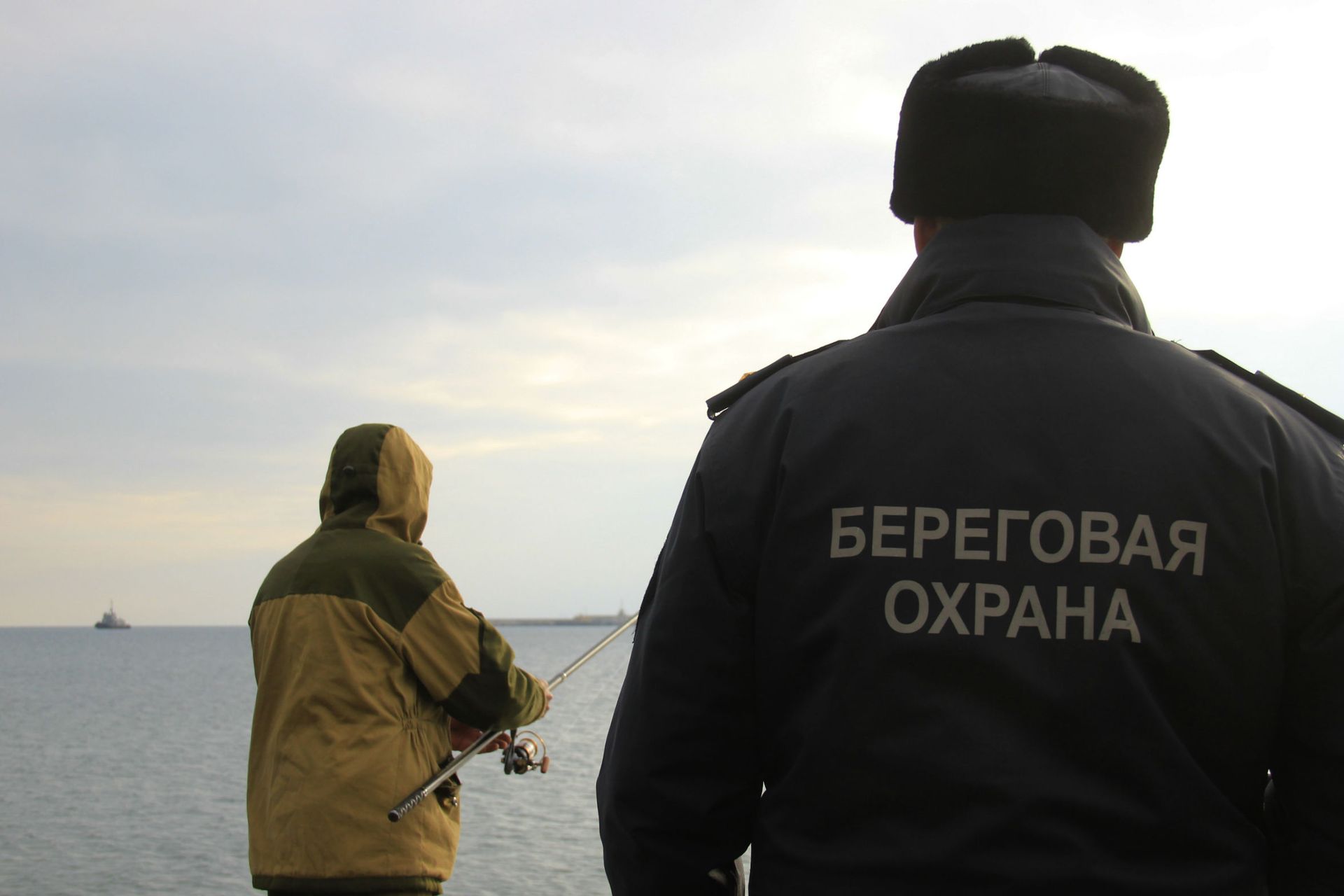Пограничник рыбака видит издалека: как ловят браконьеров Пограничник рыбака видит издалека: как ловят браконьеров - РИА Новости, 1920, 28.11.2020