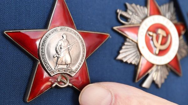 Орден Красной Звезды и Орден Отечественной войны
