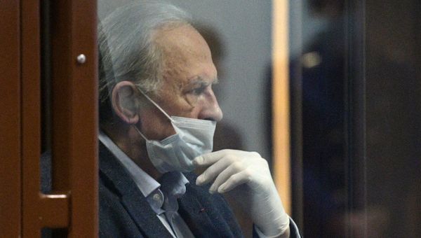 Оглашение приговора историку О. Соколову в Санкт-Петербурге