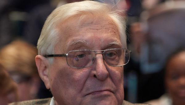 Актер, народный артист СССР Олег Басилашвили