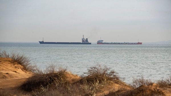 Сухогрузы в Черном море
