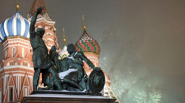 Празднование Нового года в Москве