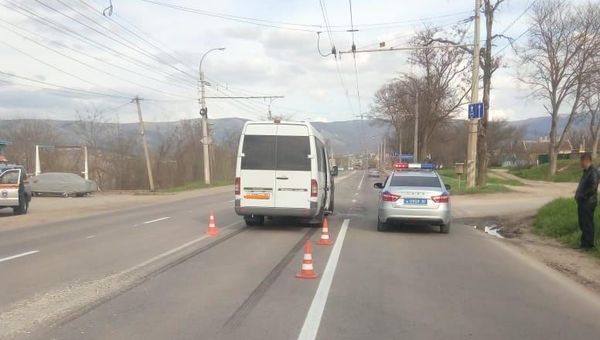 В ДТП с рейсовым автобусом в Крыму пострадали четыре человека В ДТП с рейсовым автобусом в Крыму пострадали четыре человека