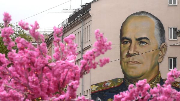 Праздничное оформление Москвы к Дню Победы 