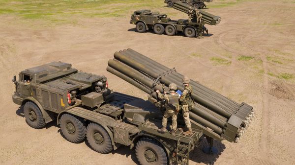 ВСУ развернули системы залпового огня Ураган на границе с Крымом
