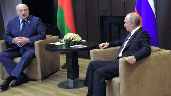 Президент РФ В. Путин встретился с президентом Белоруссии А. Лукашенко