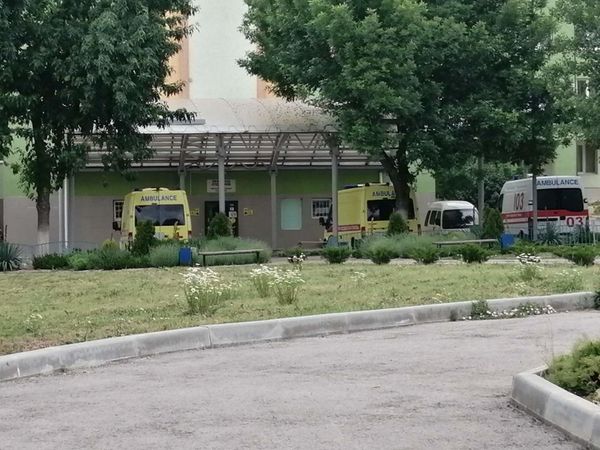 В Симферополе после звонка о минировании эвакуировали детскую больницу 