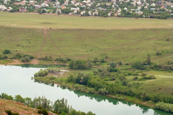 Река в Крыму