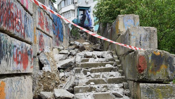 В Симферополе отремонтируют 15 городских лестниц