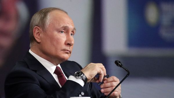  Президент РФ Владимир Путин. Архивное фото