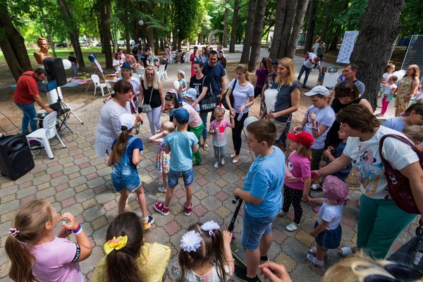 Празднование Дня России в Детском парке Симферополя