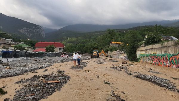 Район Васильевки в Ялте. Наводнение в Крыму. 21 июня 2021 года