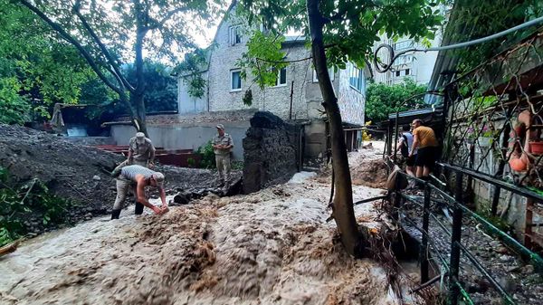 Улицу Вергасова в Ялте снова затопило после ливня