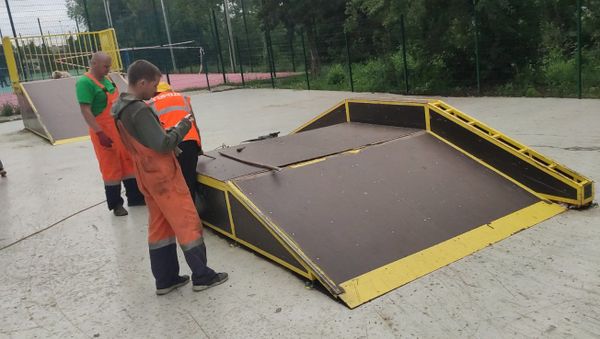 В симферопольском поселке починят разбитые спортплощадки