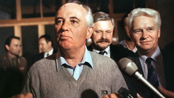 Президент СССР Михаил Горбачев после возвращения из Фороса, 22 августа 1991 года