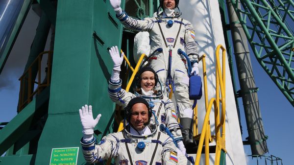 Старт ТПК Союз МС-19 со съемочной группой фильма Вызов