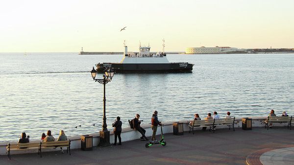 Вечер у моря в Севастополе