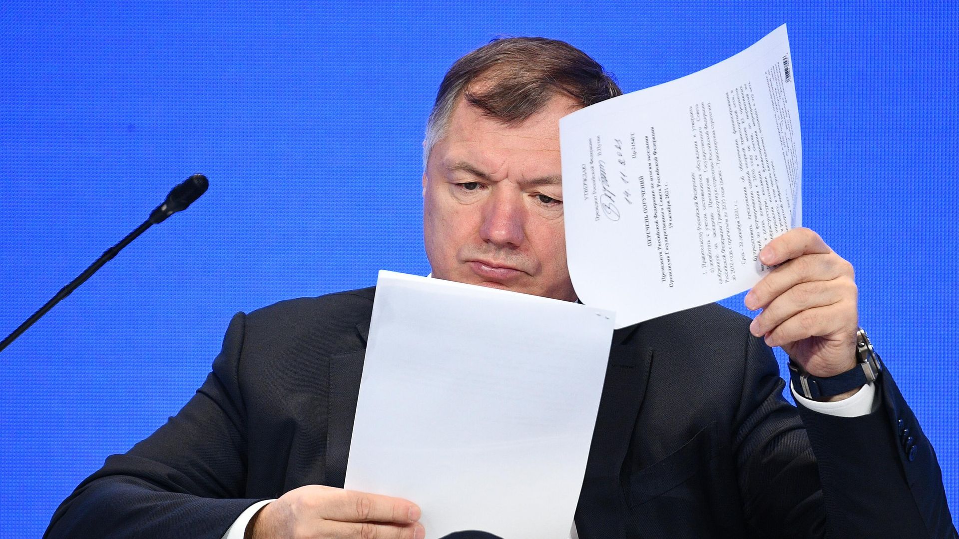 Заместитель председателя правительства РФ Марат Хуснуллин на пленарной дискуссии Транспорт России - 2035 - РИА Новости, 1920, 28.12.2021