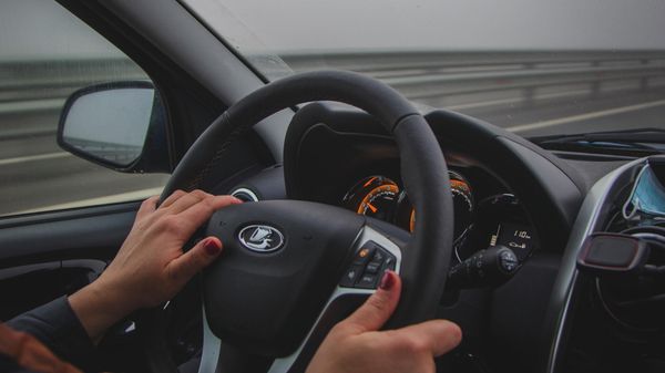 Автомобиль