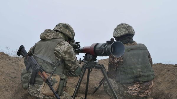 Украина проводит учения гранатометчиков недалеко от границ с Крымом