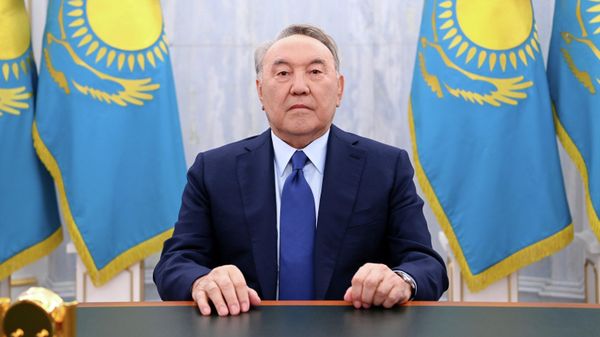 Пресс-секретарь Назарбаева: экс-президент Казахстана успешно перенес операцию на сердце