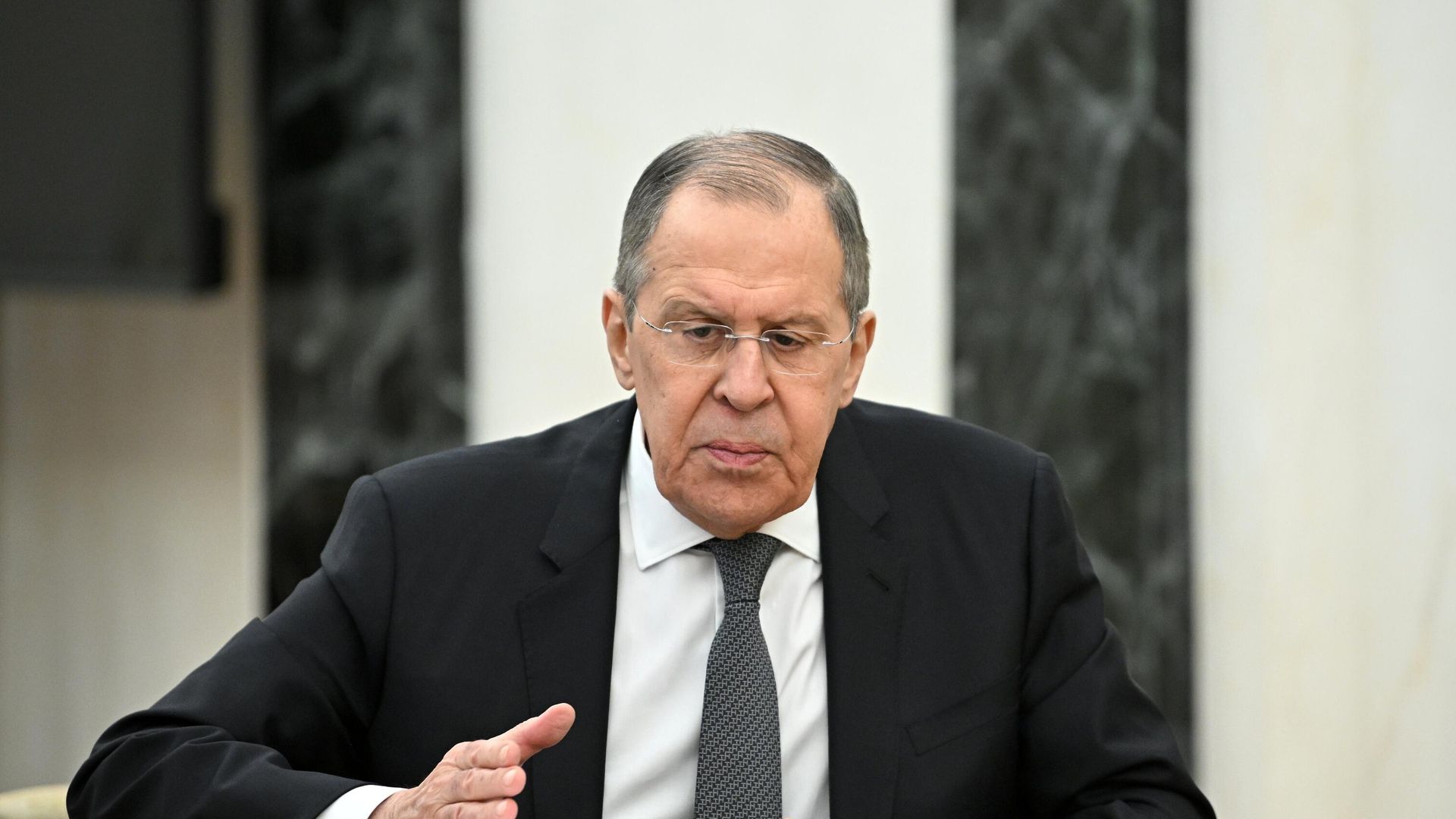 Президент РФ В. Путин встретился с главой МИД РФ С. Лавровым - РИА Новости, 1920, 13.03.2022