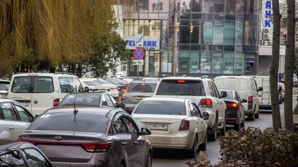 Пробка в центре Симферополя 