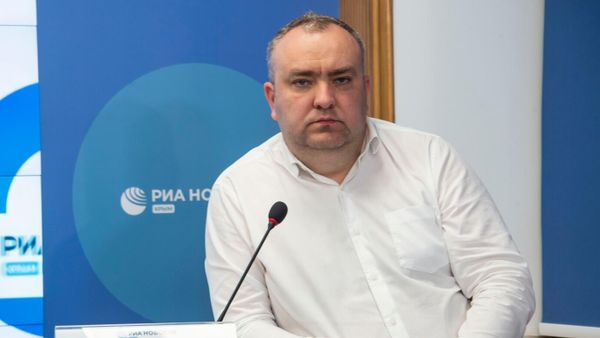 Глава Симферопольского района Денис Кратюк.