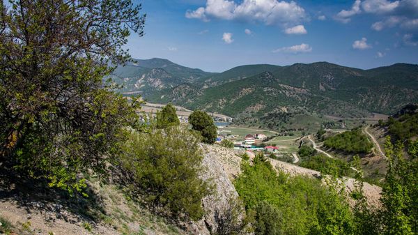Вид на село Весёлое в Крыму