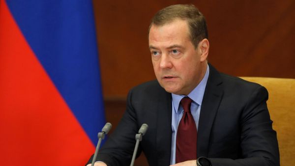 Зампред Совбеза РФ Д. Медведев