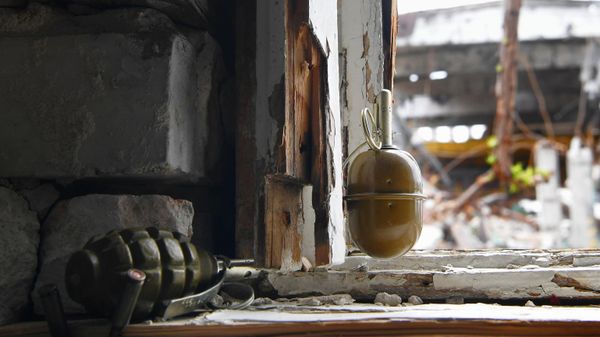 Разминирование территории комбината Азовсталь в Мариуполе