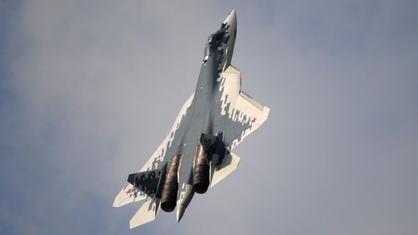 Российский многофункциональный истребитель пятого поколения Су-57