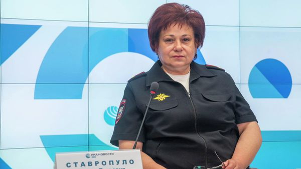 Заместитель начальника управления – начальник отдела по работе с гражданами РФ УВМ МВД по Республике Крым полковник полиции Елена Ставропуло