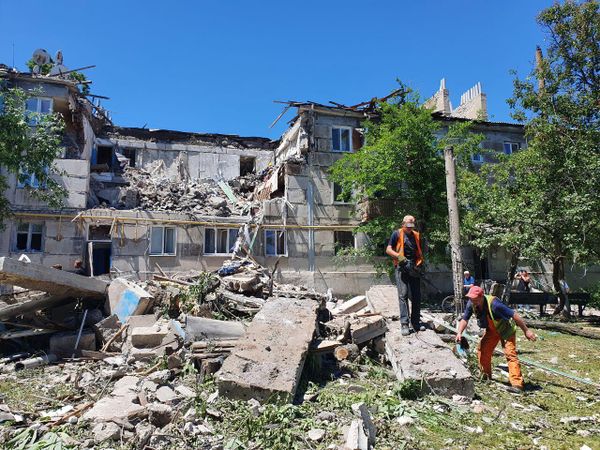 Последствия обстрела города Стаханов в ЛНР