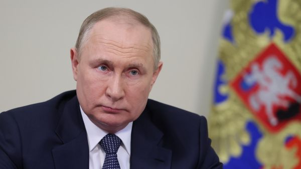 Президент РФ В. Путин принял участие в открытии объектов здравоохранения