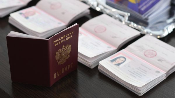 Первые российские паспорта выдали жителям Мелитополя