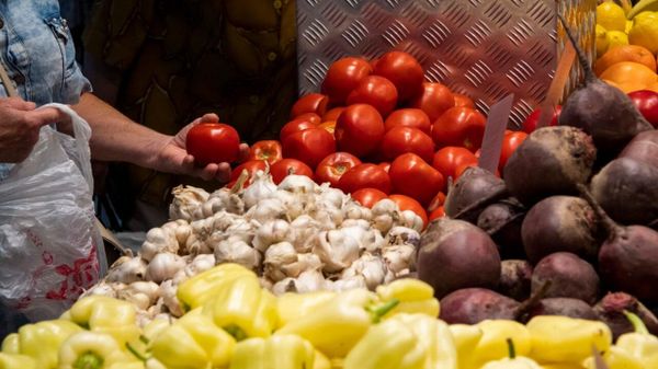 Продовольственный магазин в Мелитополе