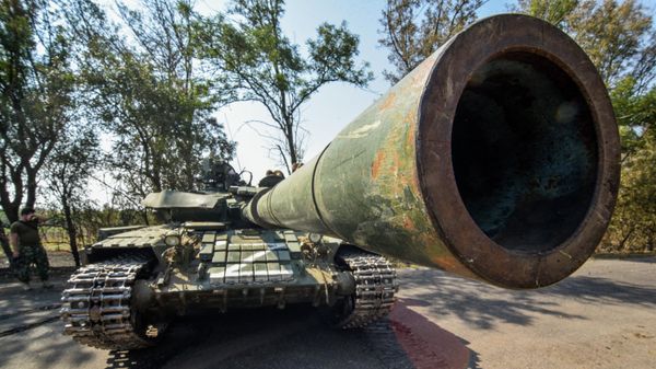 Танкисты оперативно-боевого тактического формирования ДНР