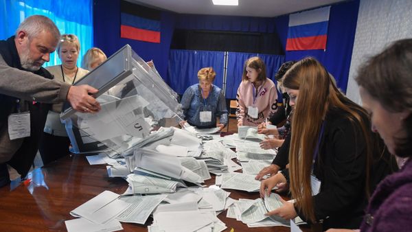 Подсчет голосов на референдумах в ЛНР, ДНР, Херсонской и Запорожской областях