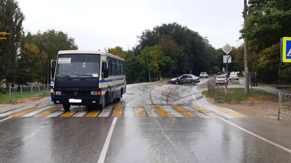 ДТП в Белогорске с участием рейсового автобуса