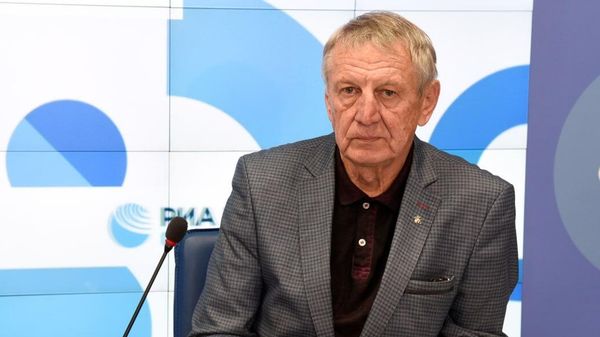 Председатель благотворительного фонда Таврический клуб, автор фильма Валентин Козубский.