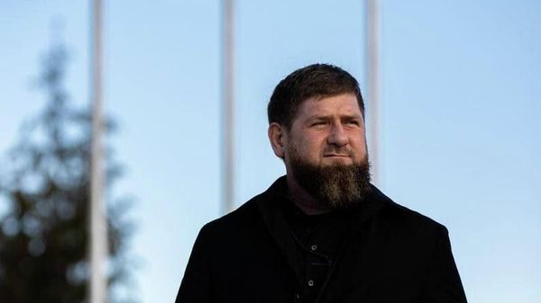 Глава Чечни Рамзан Кадыров Глава Чечни Рамзан Кадыров